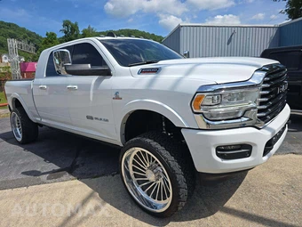 2020 Ram 2500 Laramie Longhorn Extended Crew Cab Medium Bed - miniatura 4