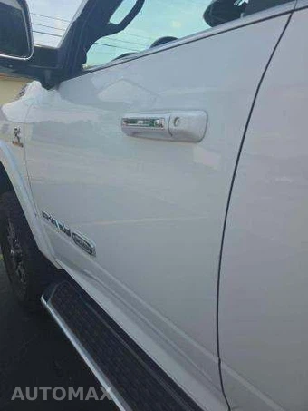 2020 Ram 2500 Laramie Longhorn Extended Crew Cab Medium Bed - miniatura 22
