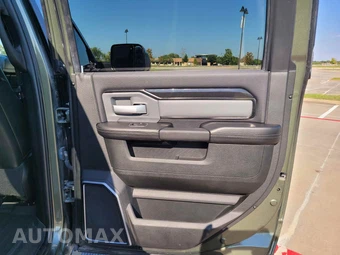 2020 Ram 2500 Power Wagon Crew Cab Medium Bed - miniatura 18