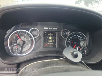 2020 Ram 2500 Tradesman Crew Cab Long Bed - miniatura 12