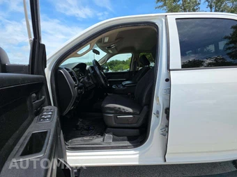 2020 Ram 2500 Tradesman Crew Cab Medium Bed - miniatura 6