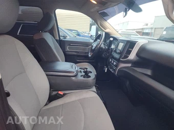 2020 Ram 3500 Big Horn Crew Cab Long Bed - miniatura 8