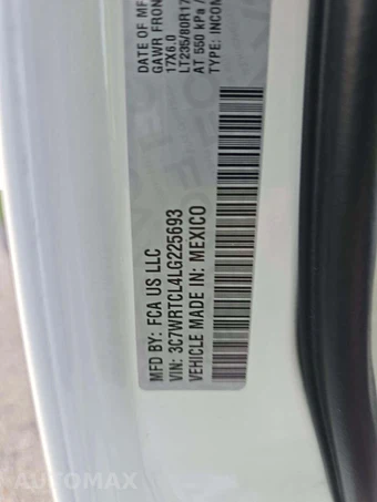 2020 Ram 3500 Cab Chassis Laramie Crew Cab DRW – miniatura 5