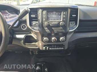 2020 Ram 3500 Cab Chassis SLT Crew Cab DRW - miniatura 10