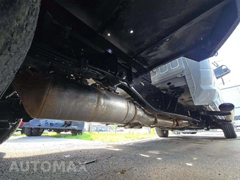 2020 Ram 3500 Cab Chassis SLT Crew Cab DRW - miniatura 16
