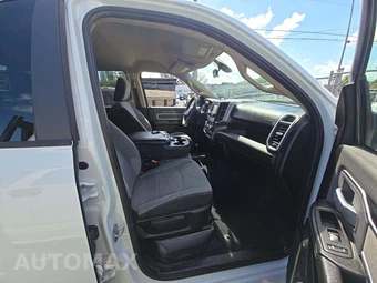 2020 Ram 3500 Cab Chassis SLT Crew Cab DRW - miniatura 17