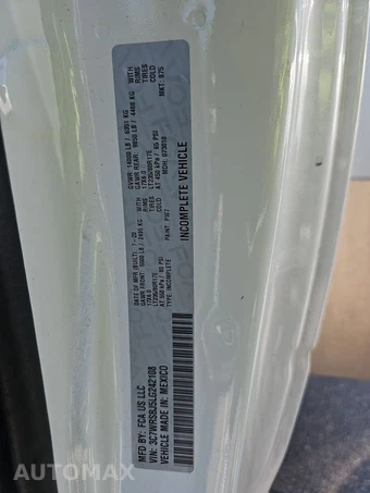 2020 Ram 3500 Cab Chassis SLT Regular Cab DRW – miniatura 13
