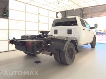 2020 Ram 3500 Cab Chassis Tradesman Crew Cab DRW - miniatura 4