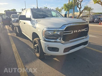 2020 Ram 3500 Cab Chassis Tradesman Crew Cab DRW - miniatura 3