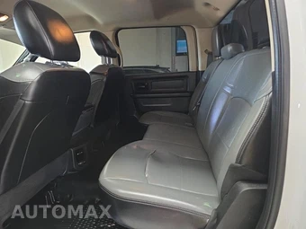 2020 Ram 3500 Cab Chassis Tradesman Crew Cab DRW – miniatura 10