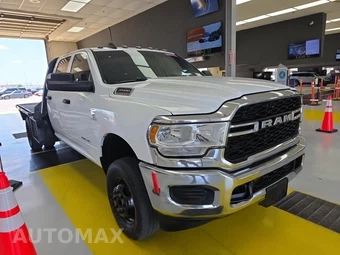 2020 Ram 3500 Cab Chassis Tradesman Crew Cab DRW – miniatura 3