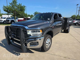 2020 Ram 3500 Laramie Crew Cab Long Bed DRW