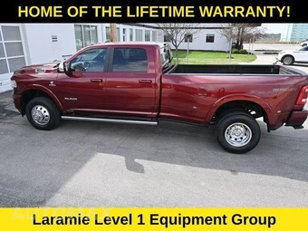 2020 Ram 3500 Laramie Crew Cab Long Bed DRW - miniatura 19