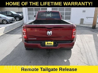 2020 Ram 3500 Laramie Crew Cab Long Bed DRW - miniatura 29