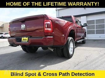 2020 Ram 3500 Laramie Crew Cab Long Bed DRW - miniatura 31
