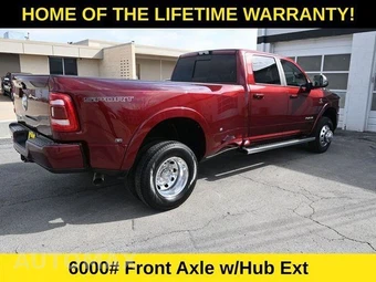 2020 Ram 3500 Laramie Crew Cab Long Bed DRW - miniatura 35