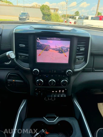 2020 Ram 3500 Laramie Crew Cab Long Bed DRW - miniatura 12