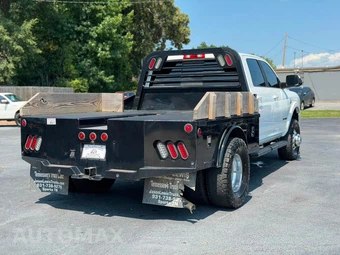 2020 Ram 3500 Laramie Crew Cab Long Bed DRW - miniatura 4