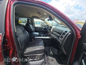 2020 Ram 3500 Laramie Crew Cab Long Bed DRW - miniatura 18