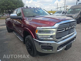 2020 Ram 3500 Laramie Crew Cab Long Bed DRW - miniatura 4