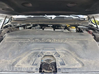 2020 Ram 3500 Laramie Extended Crew Cab Medium Bed – miniatura 15
