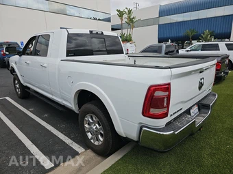 2020 Ram 3500 Laramie Extended Crew Cab Medium Bed – miniatura 6