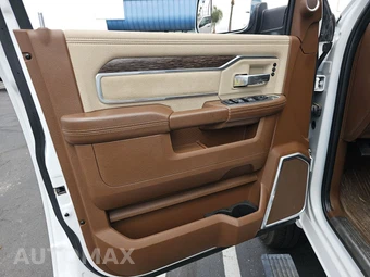 2020 Ram 3500 Laramie Extended Crew Cab Medium Bed – miniatura 9