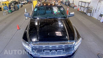 2020 Ram 3500 Limited Crew Cab Long Bed – miniatura 2