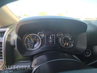 2020 Ram 3500 Tradesman Crew Cab Long Bed DRW - miniatura 9