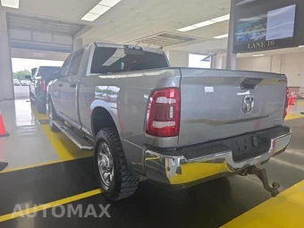 2020 Ram 3500 Tradesman Crew Cab Medium Bed - miniatura 6