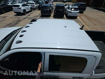 2020 Ram 3500 Tradesman Crew Cab Medium Bed - miniatura 9