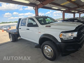 2020 Ram 4500 Cab Chassis Tradesman Crew Cab DRW - miniatura 3