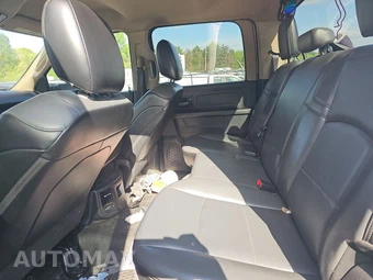 2020 Ram 5500 Cab Chassis Tradesman Crew Cab DRW – miniatura 13