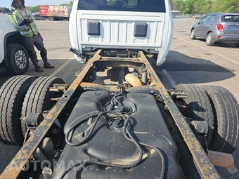 2020 Ram 5500 Cab Chassis Tradesman Crew Cab DRW – miniatura 16