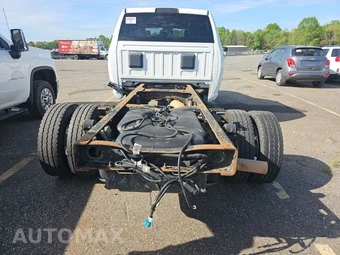 2020 Ram 5500 Cab Chassis Tradesman Crew Cab DRW – miniatura 5