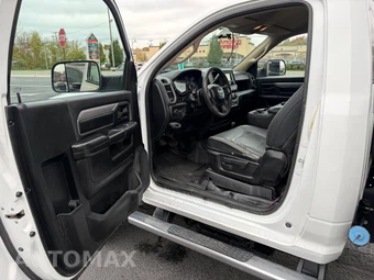2020 Ram 5500 Cab Chassis Tradesman Regular Cab DRW – miniatura 13