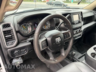 2020 Ram 5500 Cab Chassis Tradesman Regular Cab DRW – miniatura 17