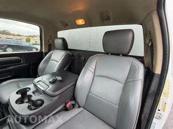 2020 Ram 5500 Cab Chassis Tradesman Regular Cab DRW – miniatura 19