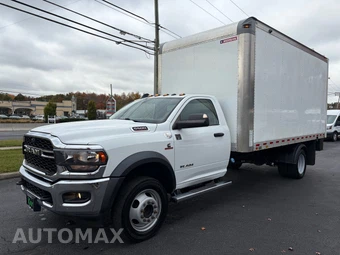 2020 Ram 5500 Cab Chassis Tradesman Regular Cab DRW – miniatura 2