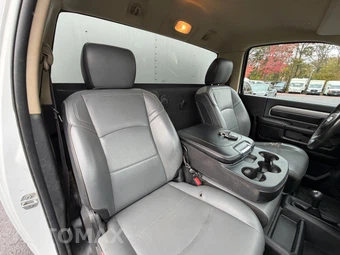 2020 Ram 5500 Cab Chassis Tradesman Regular Cab DRW – miniatura 25