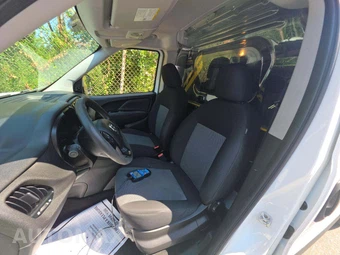2020 Ram ProMaster City Cargo Van Tradesman 122.4" WB - miniatura 6