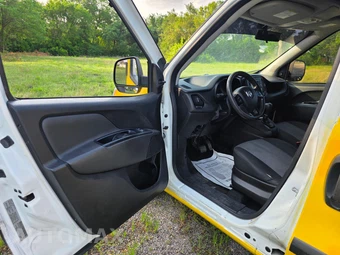 2020 Ram ProMaster City Cargo Van Tradesman 122.4" WB - miniatura 4