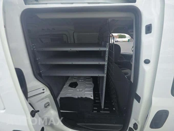 2020 Ram ProMaster City Cargo Van Tradesman SLT 122.4" WB - miniatura 16