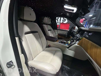 2020 Rolls-Royce Cullinan – miniatura 18