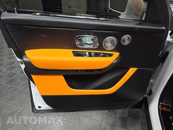 2020 Rolls-Royce Cullinan – miniatura 9