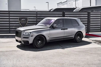 2020 Rolls-Royce Cullinan - miniatura 6