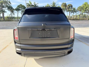 2020 Rolls-Royce Cullinan - miniatura 4