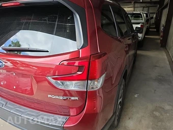2020 Subaru Forester Premium - miniatura 4