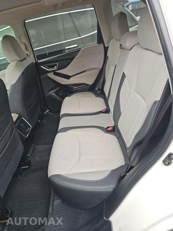 2020 Subaru Forester Premium - miniatura 13