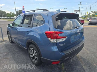 2020 Subaru Forester Premium - miniatura 2